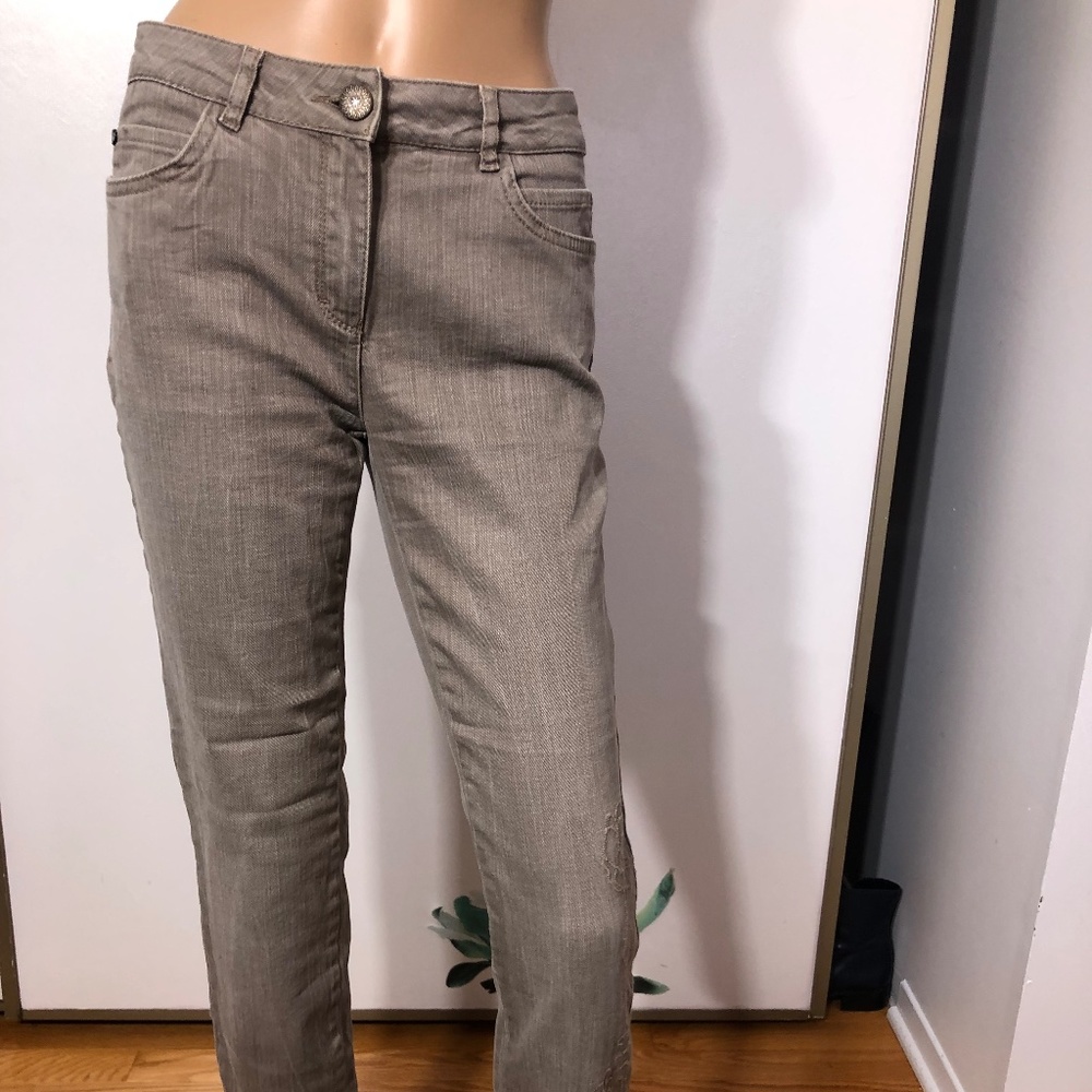Fancy grey jeans
